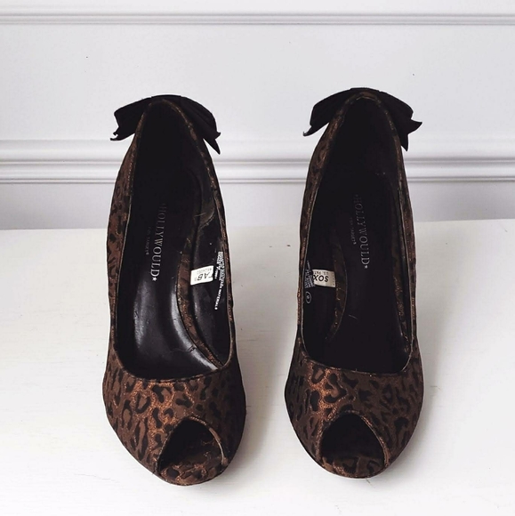 Hollywould Retro Pump - Picture 3 of 4